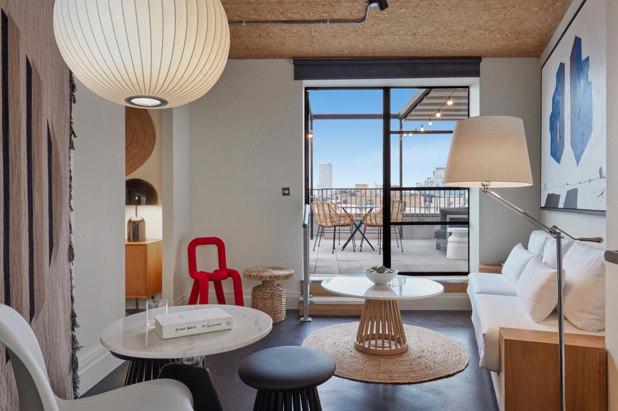 Studio Suite South,1731396572:JPEG